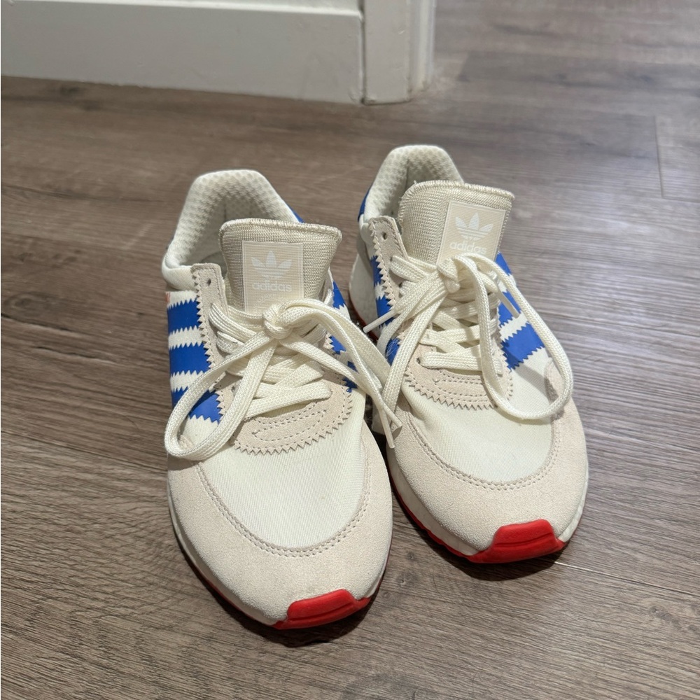 ADIDAS Iniki Sneakers, Men’s size 5